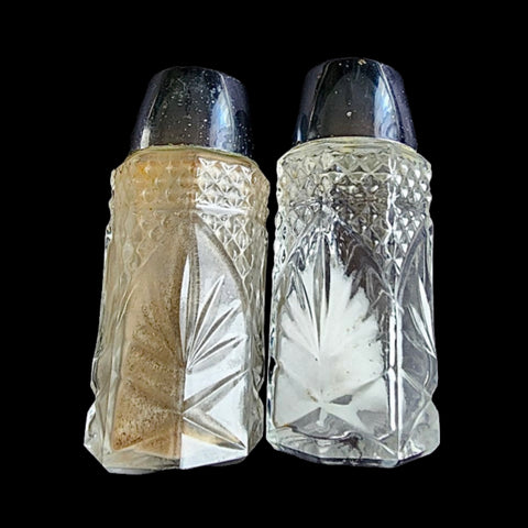 Jeffrey Dahmers Salt & Pepper Shakers